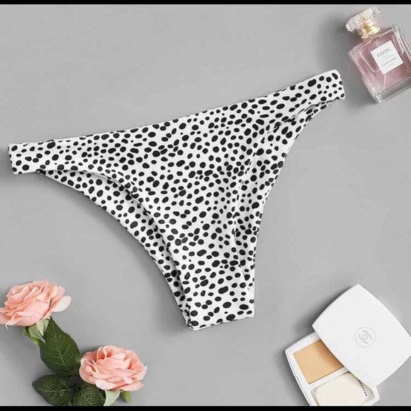 Black & White animal print bikini - Picture 8 of 9